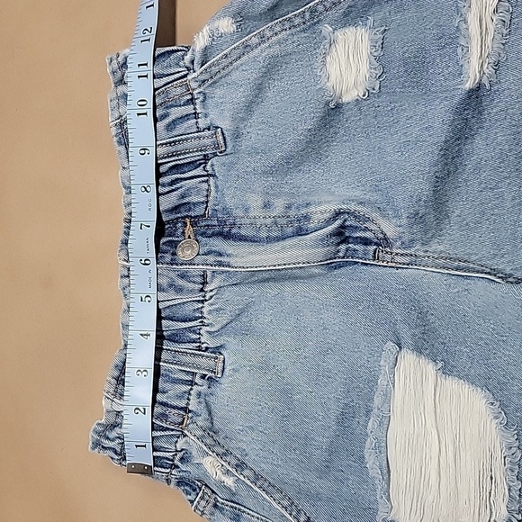 Forever 21, Size S, High Waist, Paperbag Denim Shorts.  Distressed, EUC. - Picture 4 of 10